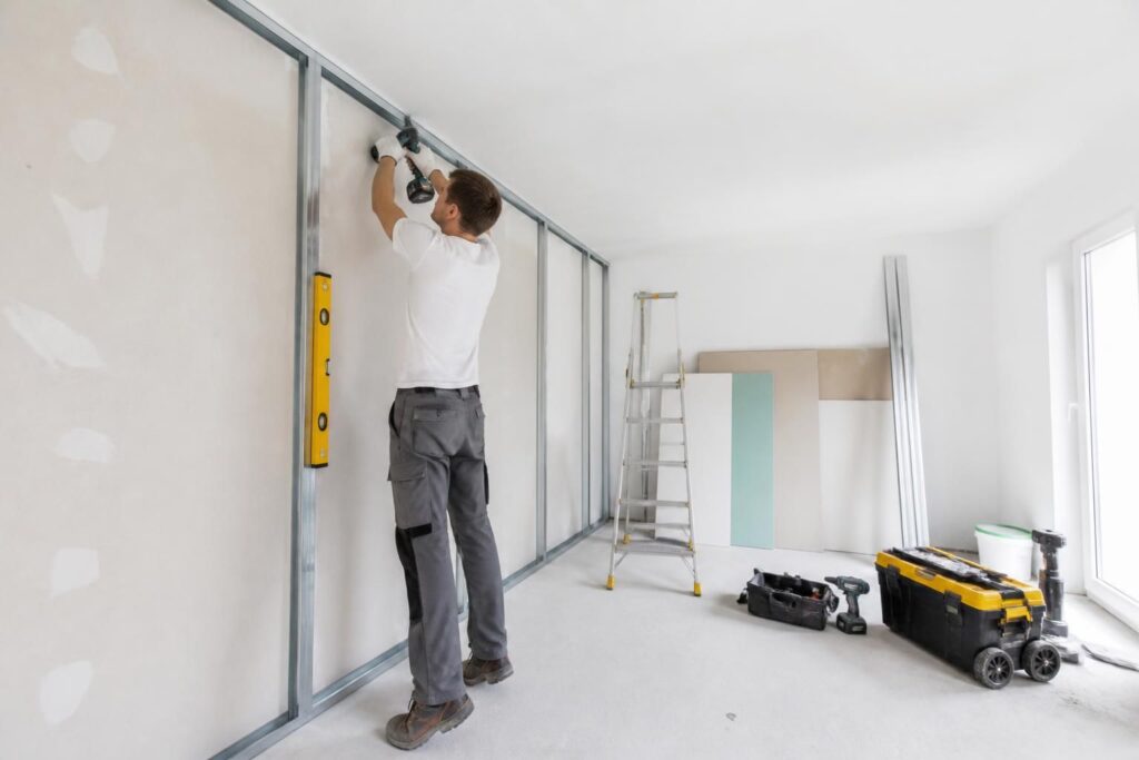 apprenez à poser un rail placo sur mur et plafond avec un alignement parfait grâce à ce tutoriel détaillé étape par étape, pour des finitions professionnelles.