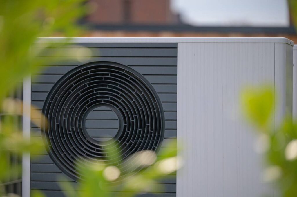 picture pompe a chaleur air eau dimensionner correctement pour optimiser votre confort thermique